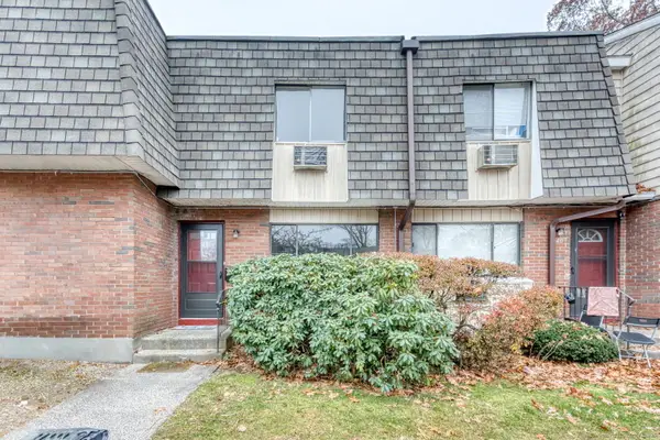 142 High Path Road #142, Windsor, CT 06095