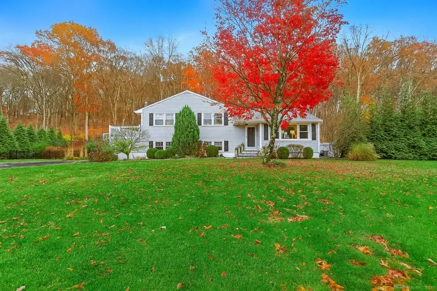 24 Warnock Drive, Westport, CT 06880 - Image #2