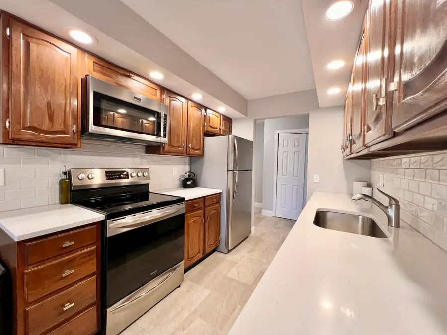 50 Aiken Street #APT 382, Norwalk, CT 06851 - Image #3