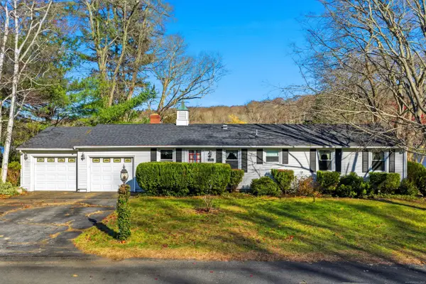 16 Cubles Drive, East Lyme, CT 06357