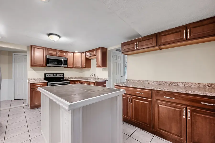 117 Cherry Avenue, Watertown, CT 06795 - Image #3