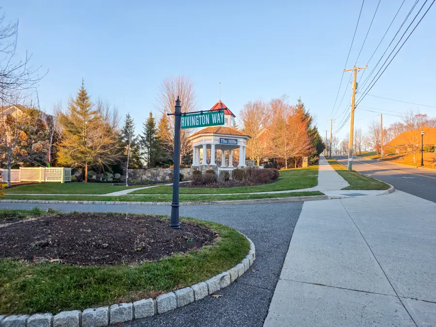 1 Rivington Way #201, Danbury, CT 06810 - Image #3