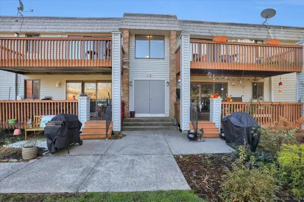 2 Birch Court #2, Cromwell, CT 06416