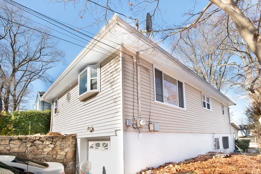70 Pleasantview Avenue, Bridgeport, CT 06606 - Image #2