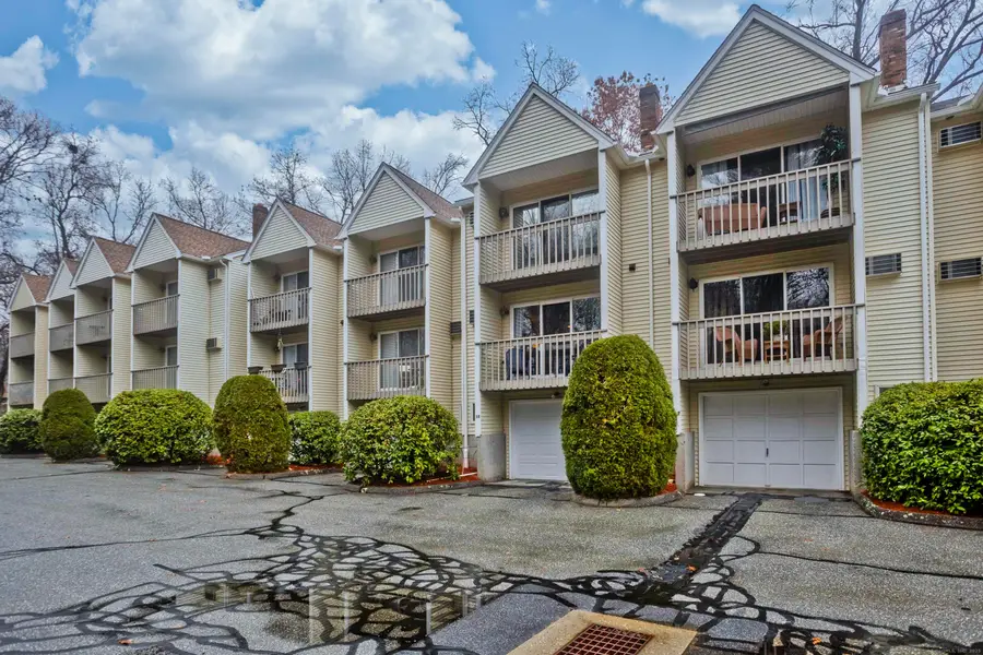 18 Cranberry Hollow #18, Enfield, CT 06082 - Image #2