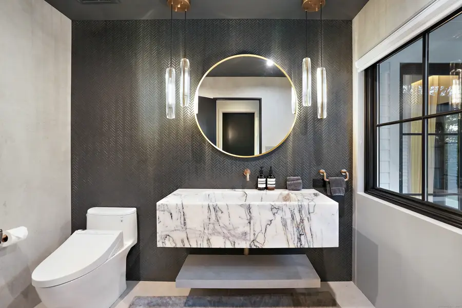 35 Sterling Road, Greenwich, CT 06831 - Image #3