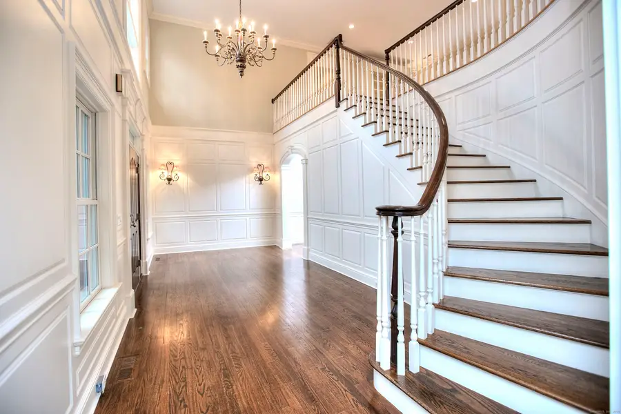 49 Pinner Lane, Stamford, CT 06903 - Image #2