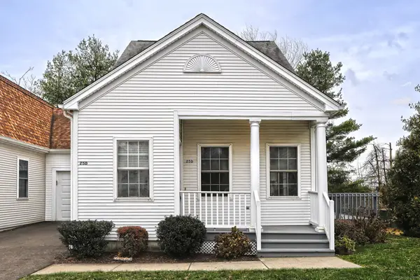 25 Forest Road #D, Milford, CT 06461