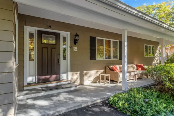 30 Dulan Drive, Stamford, CT 06903