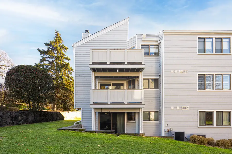 133 Rowayton Woods Drive #133, Norwalk, CT 06854 - Image #3