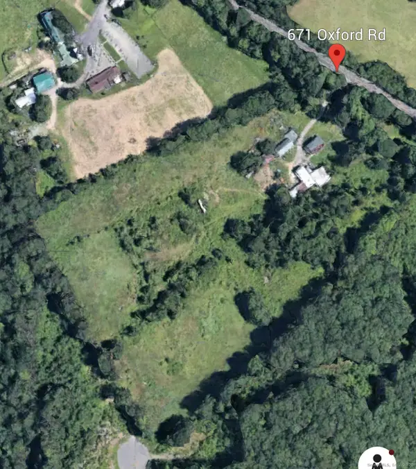 671 Oxford Road, Oxford, CT 06478