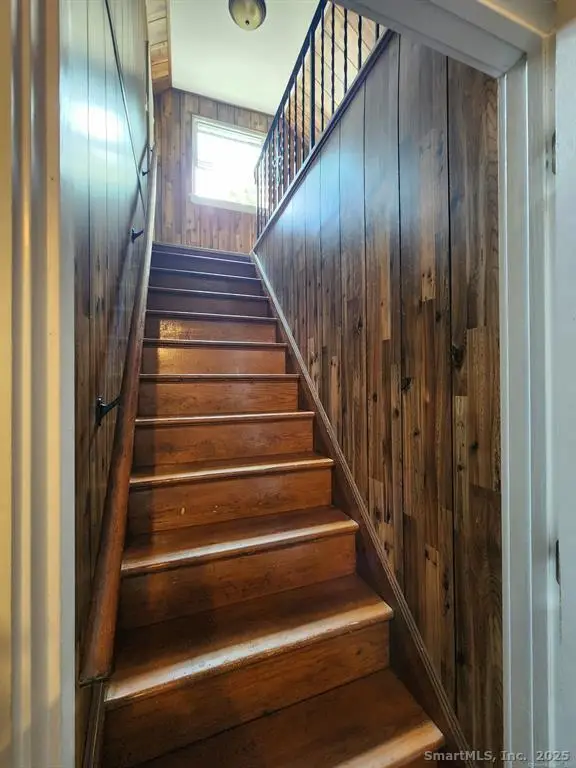 29 Melrose Drive, New Haven, CT 06513 - Image #3