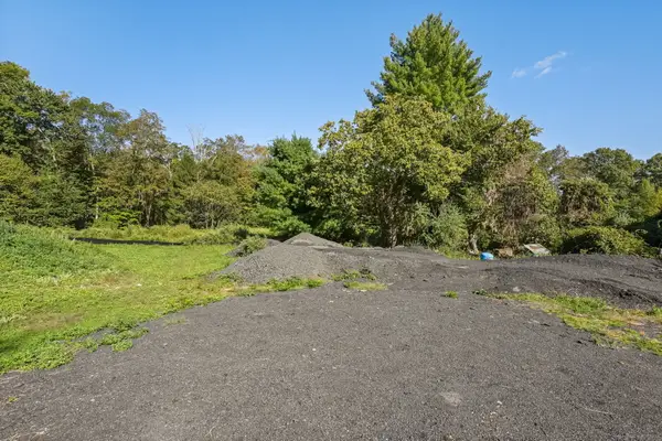 96 Georgetown Road, Weston, CT 06883