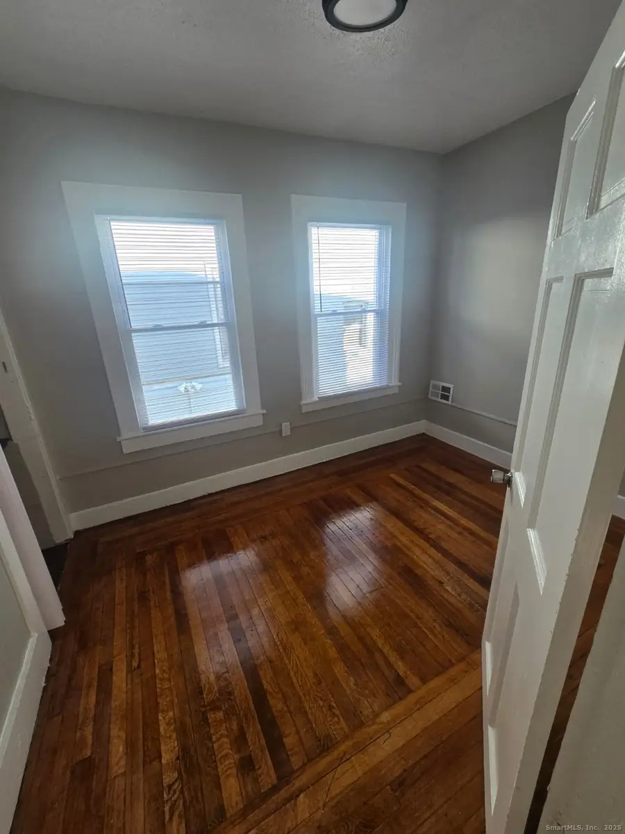 45 Frank Street, New Haven, CT 06519 - Image #3