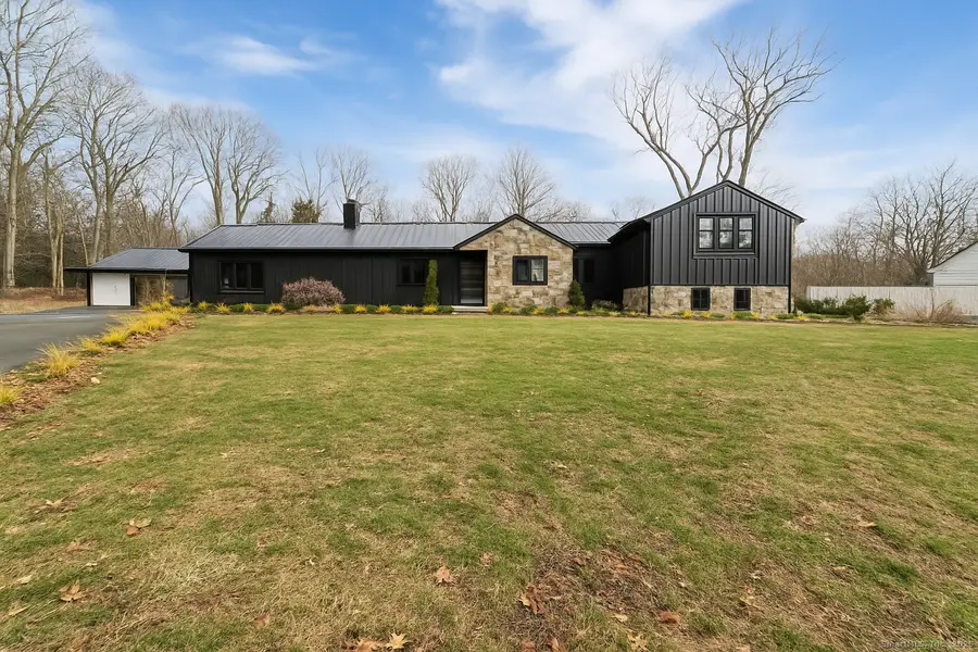 113 Woodbrook Drive, Stamford, CT 06907 - Image #2