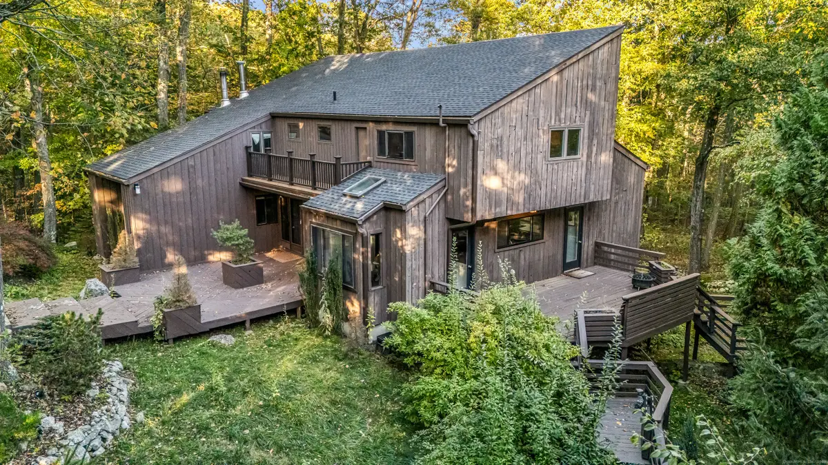 4 Old Gate Lane, Newtown, CT 06470 - Image #1