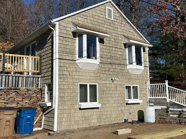 61 Tankerhoosen Road, Vernon, CT 06066