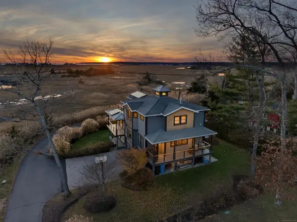 28 Riverside Lane, Madison, CT 06443