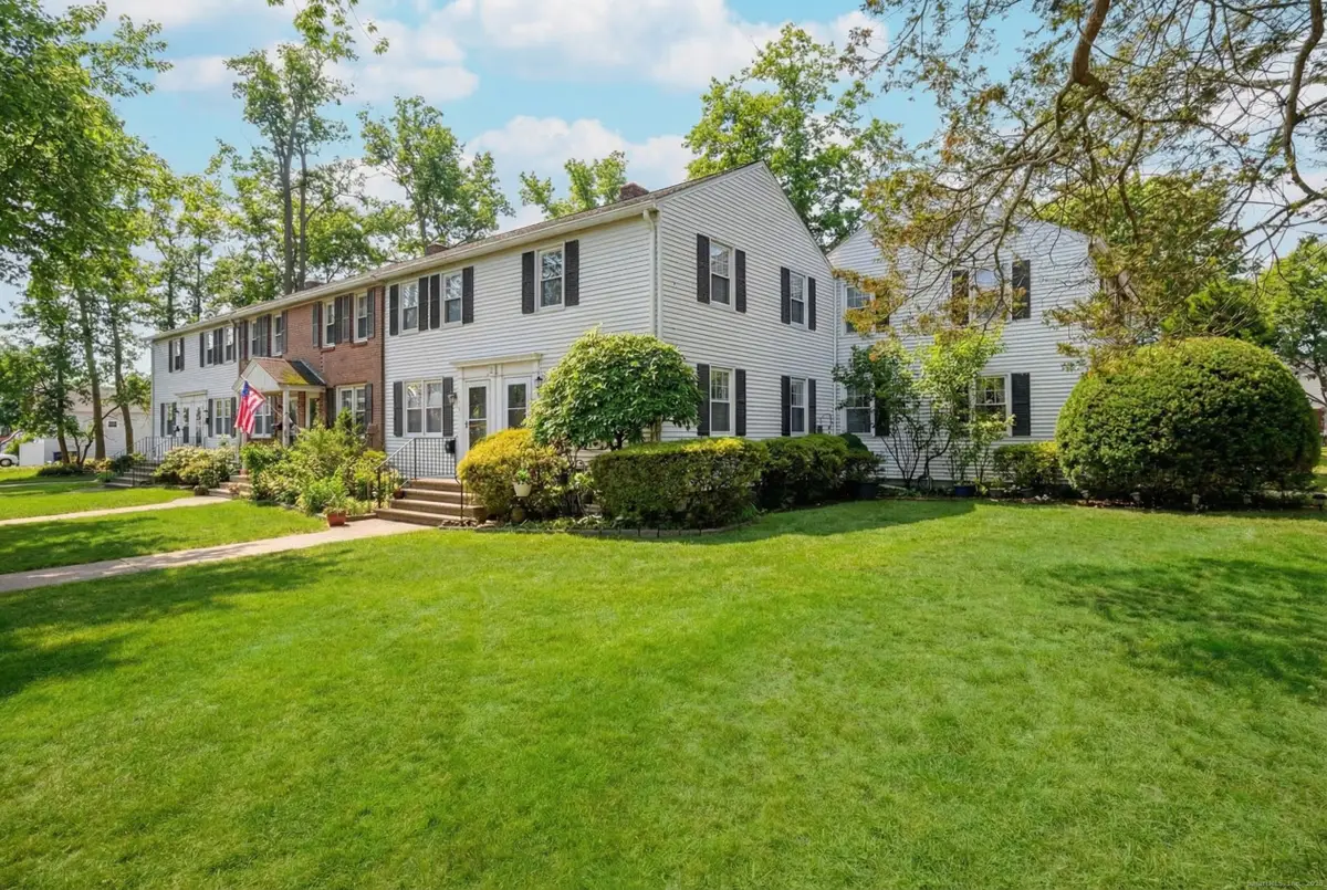 114 Sylvan Knoll Road, Stamford, CT 06902 - Image #1
