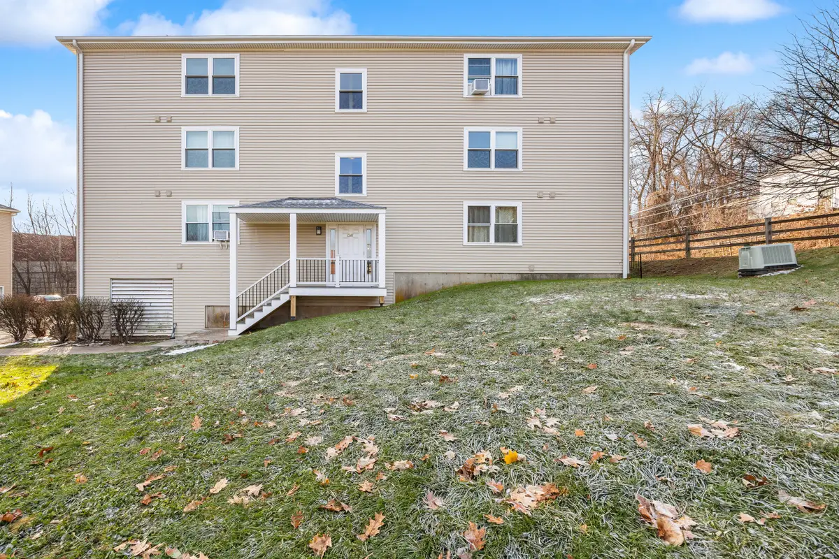 1241 East Street #APT C2, New Britain, CT 06053 - Image #1