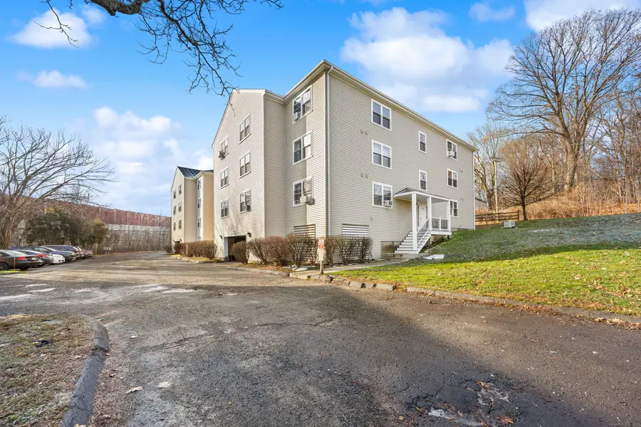 1241 East Street #APT C2, New Britain, CT 06053 - Image #2