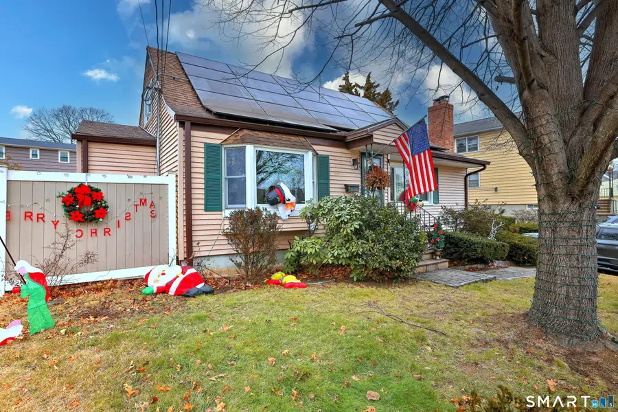 316 Goldenrod Avenue, Bridgeport, CT 06606 - Image #2