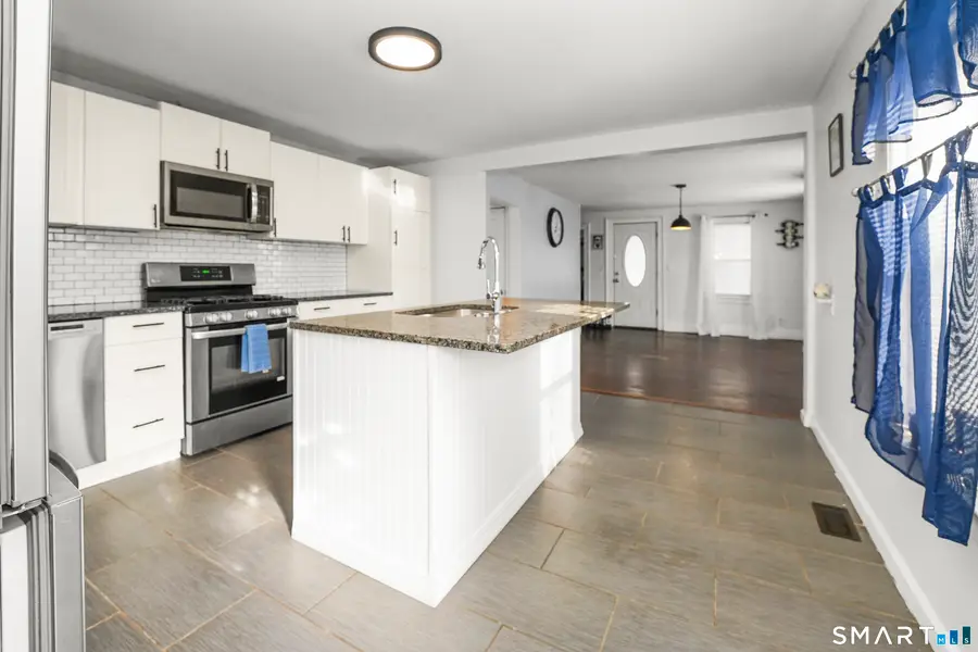 17 Windsor Street, Enfield, CT 06082 - Image #2