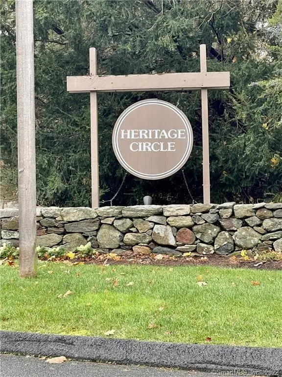 20 Heritage Circle #B, Southbury, CT 06488