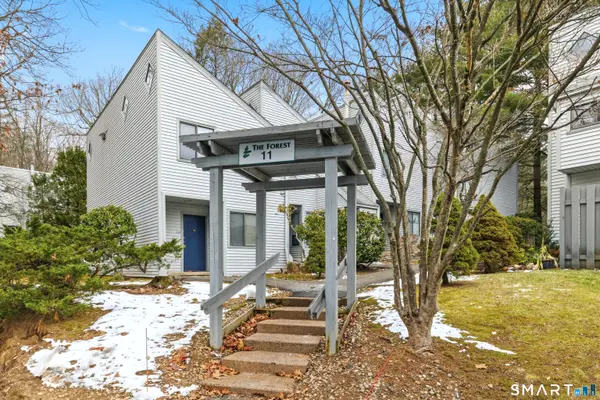 11 Talcott Forest Road #APT E, Farmington, CT 06032