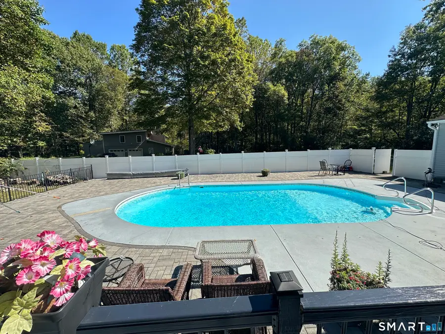 6 Katrina Circle, Bethel, CT 06801 - Image #2