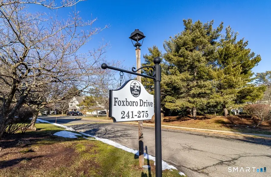 261 Foxboro Drive #261, Newington, CT 06111 - Image #2
