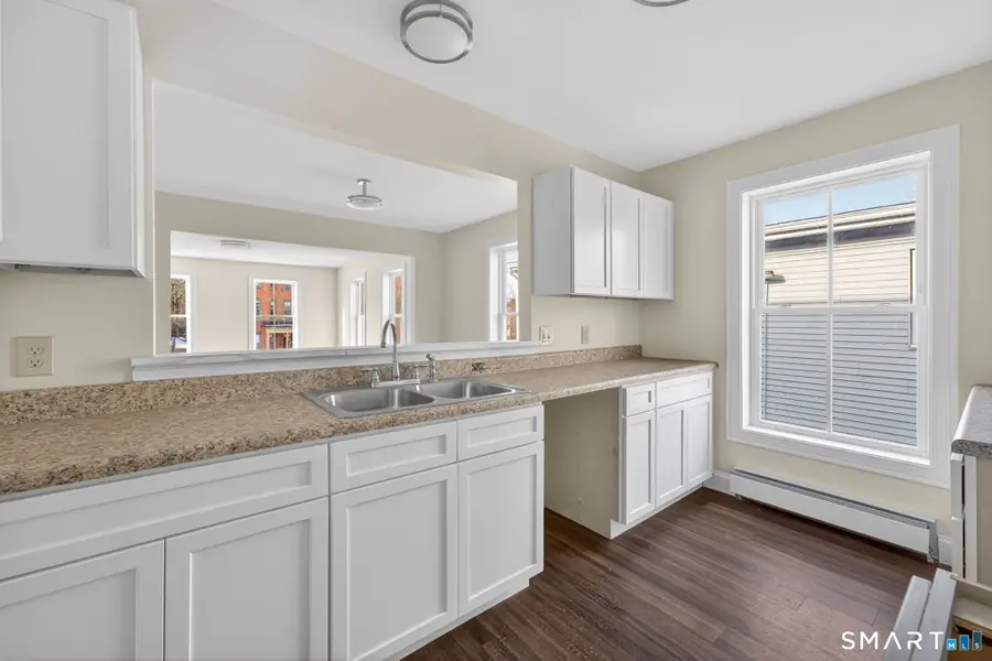 570 Zion Street, Hartford, CT 06106 - #3