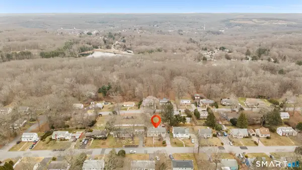 61 Flyers Drive, Norwich, CT 06360