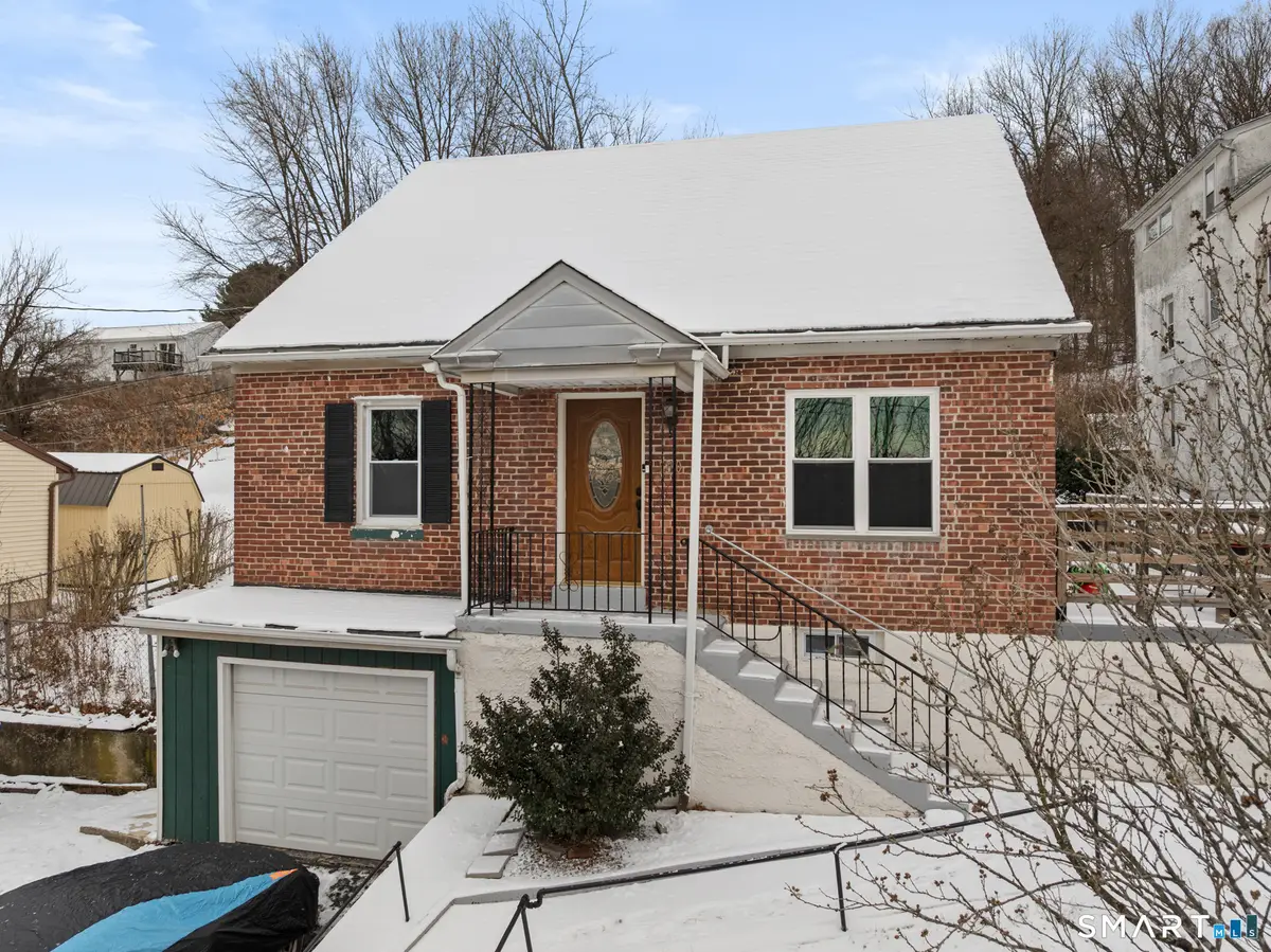 590 North Walnut Street, Waterbury, CT 06704 - Image #1