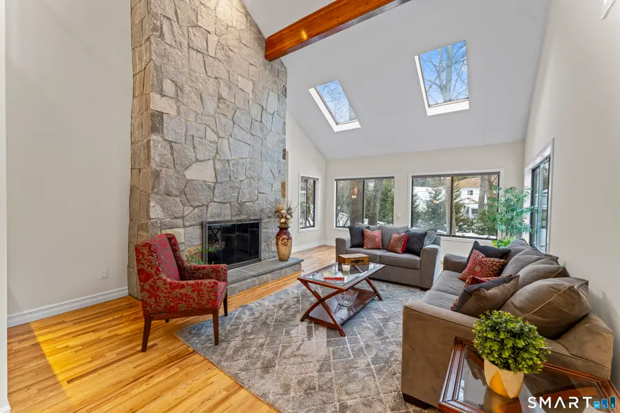 211 Pinewood Road, Stamford, CT 06903 - Image #3