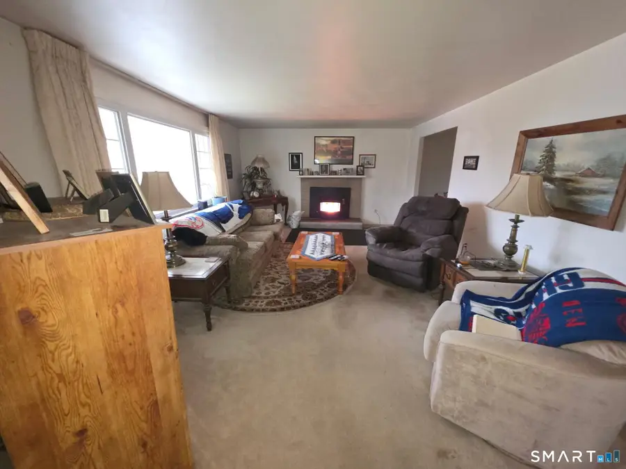 114 Whitehall Drive, East Hartford, CT 06118 - Image #2