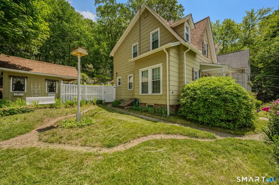 58 Sunnyside Avenue, Norwich, CT 06360 - #2