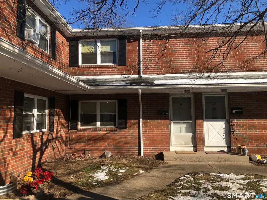 894 Burnside Avenue #APT 11, East Hartford, CT 06108 - Image #3