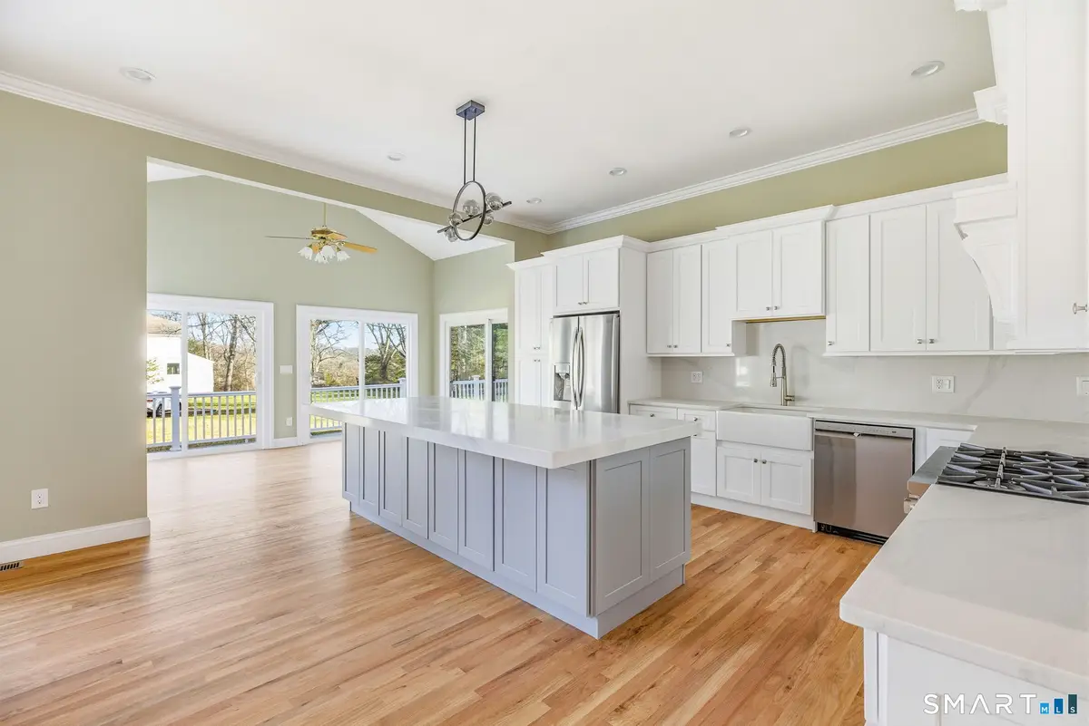 106 C Comstock Hill Avenue, Norwalk, CT 06850 - #1