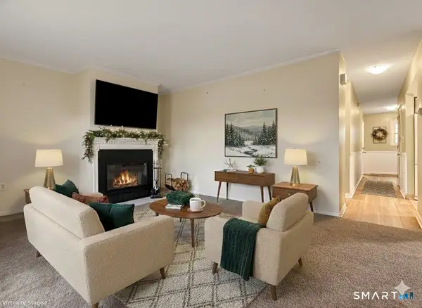 902 Misty Meadow Lane #902, South Windsor, CT 06074