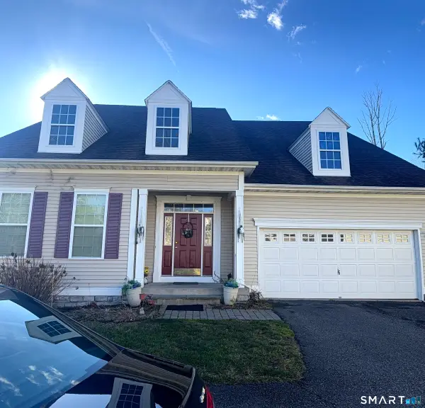 3 Brookside Drive #3, Middlebury, CT 06762