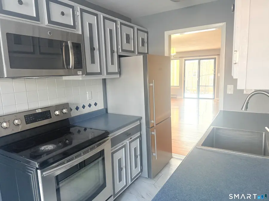 45 Mountain Laurel Court #45, Cromwell, CT 06416 - Image #2