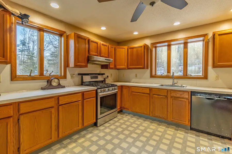 21 Bennett Pond Road, Canterbury, CT 06331 - #3