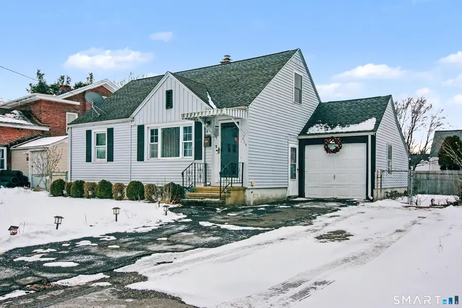 424 Circular Avenue, Hamden, CT 06514 - Image #2