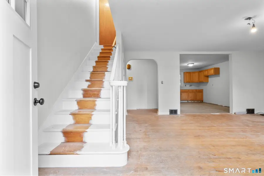 46 North Cliff Street, Ansonia, CT 06401 - Image #3