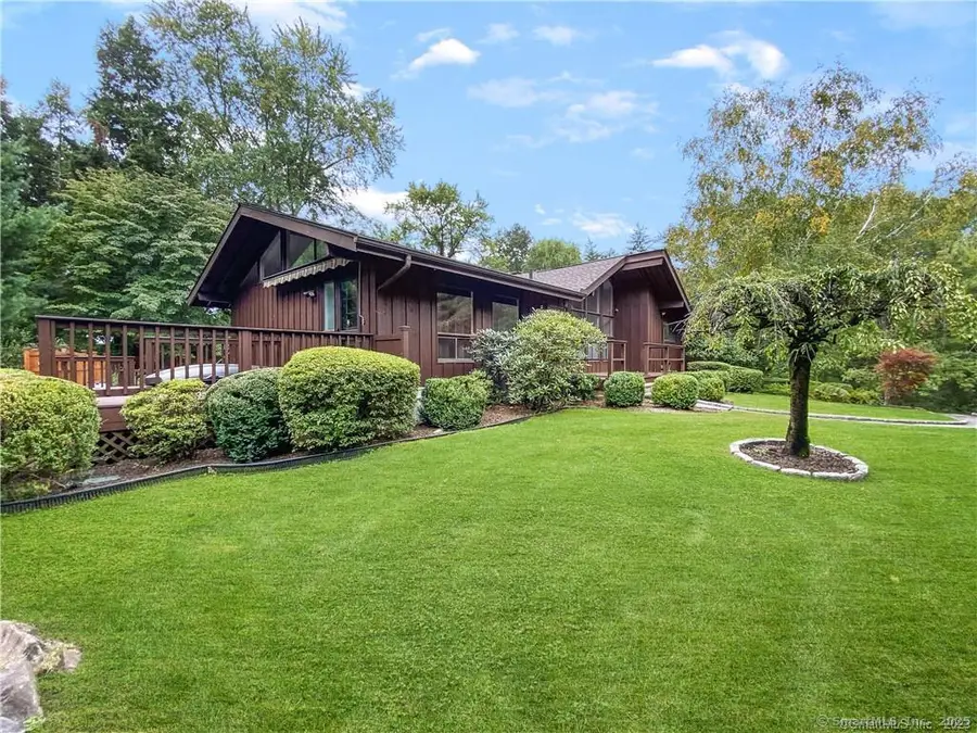 14 Constance Lane, Stamford, CT 06903 - Image #2