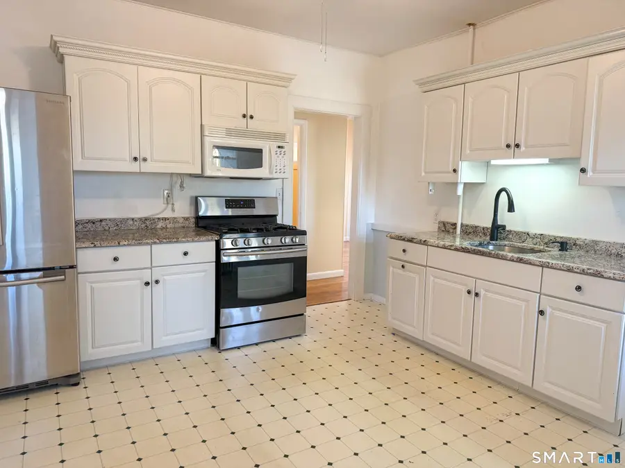 190 Montauk Avenue, New London, CT 06320 - Image #2