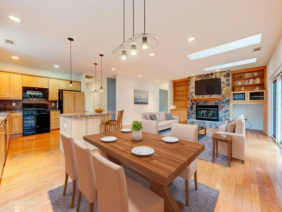 24 Worthington Drive #24, Farmington, CT 06032 - Image #2