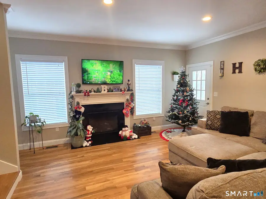 30 Brookview Circle #30, Bristol, CT 06010 - Image #3