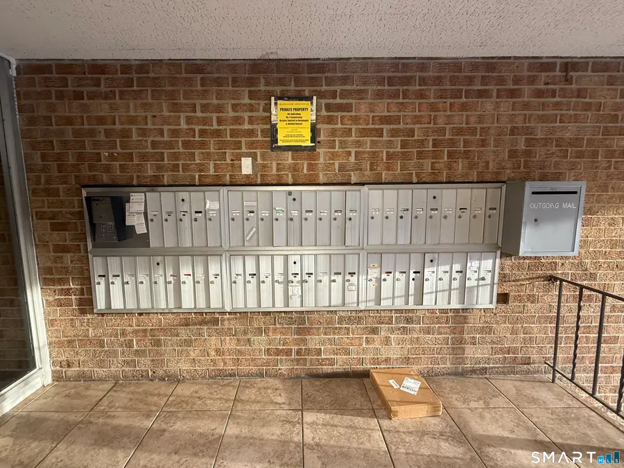 157 Bull Hill Lane #APT 102, West Haven, CT 06516 - Image #2